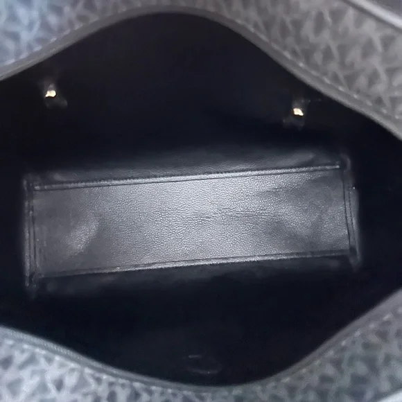 Michael Kors Black Signature Tote Bag & Wallet - Picture 4 of 9